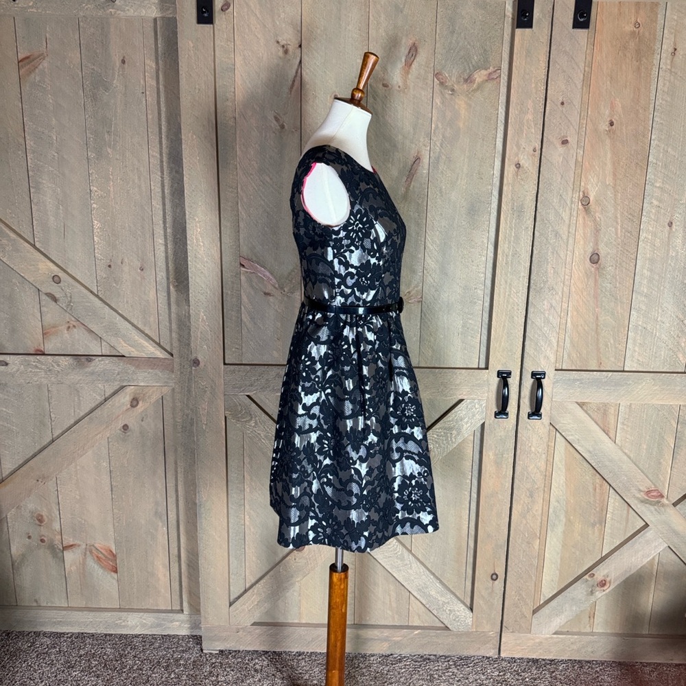 Eliza J metallic brocade fit and flare cocktail / special occasion dress Size 6 - Picture 7 of 13